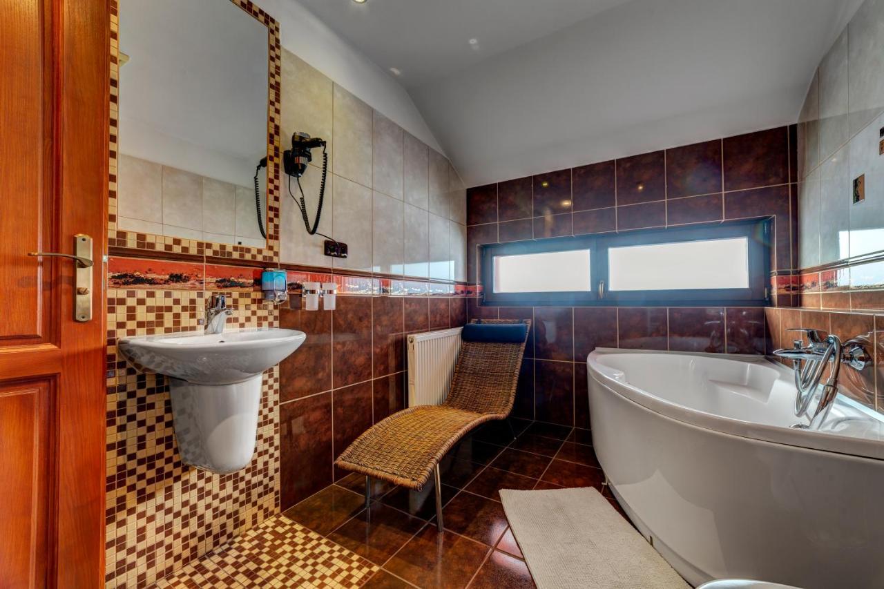 Apartmanovy Dom Slniecko Žiar Dış mekan fotoğraf