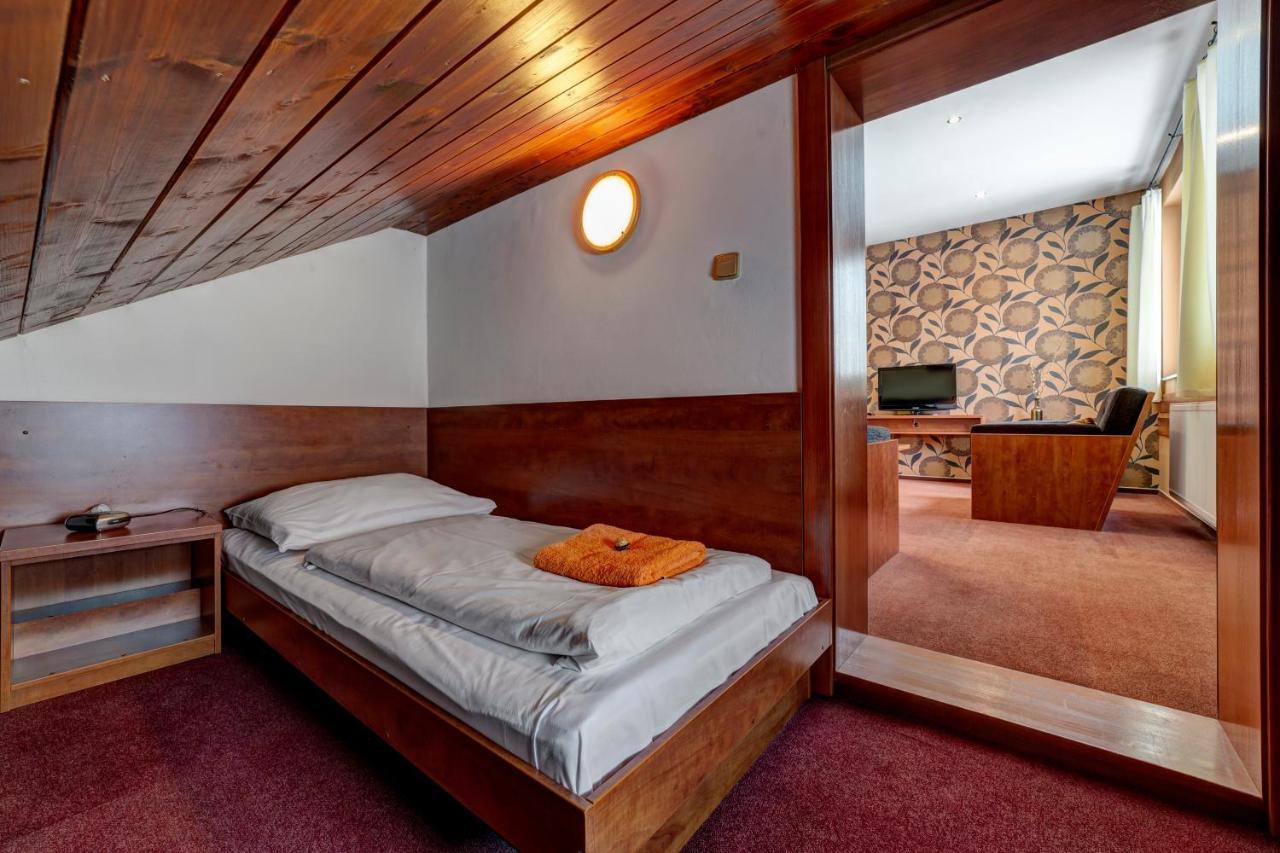 Apartmanovy Dom Slniecko Žiar Dış mekan fotoğraf