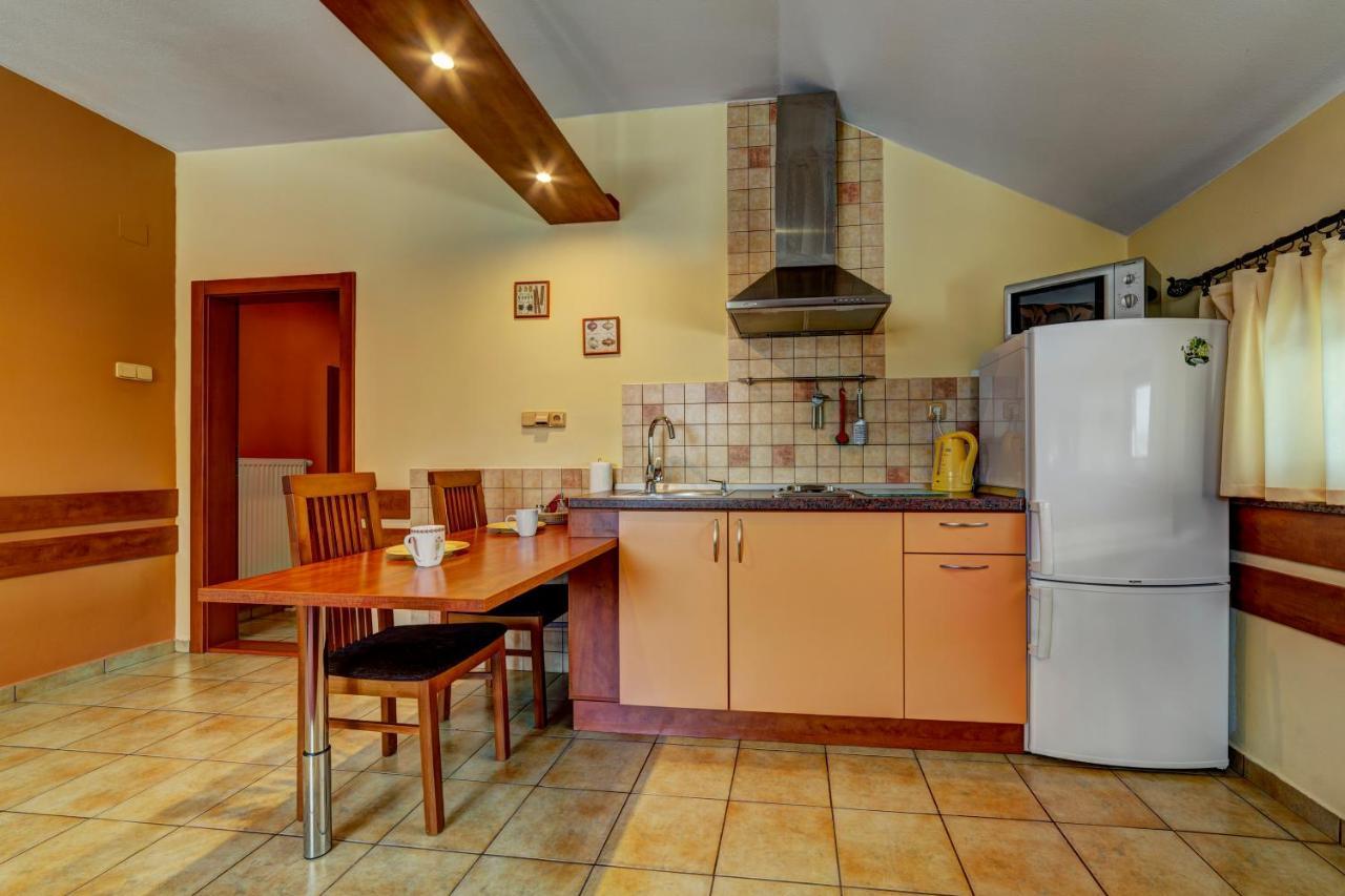 Apartmanovy Dom Slniecko Žiar Dış mekan fotoğraf